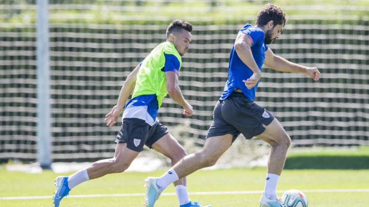 Ganea sigue en el aire y Andoni López apunta al Elche