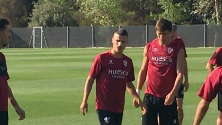 Seoane cambia a Zidane por Míchel Sánchez