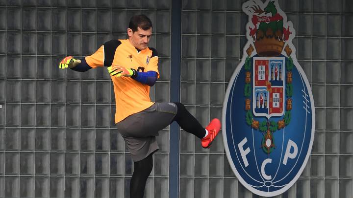 Conceição declara que Casillas es un campeón, pero prevalecerá la opinión médica.