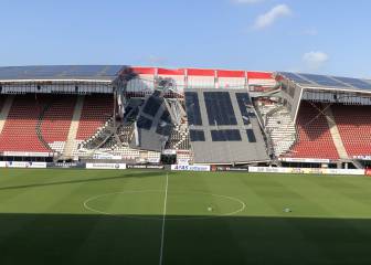 AZ Alkmaar's AFAS Stadion collapses in strong winds