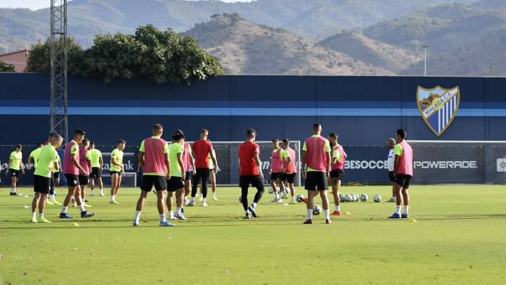 La plantilla está preocupada: solo se pueden inscribir de 12 a 14 jugadores