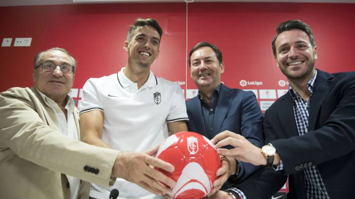 José Antonio Martínez en su presentación.