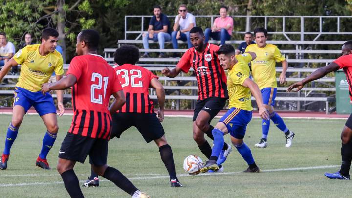 Caye Quintana, máximo goleador de la pretemporada del Cádiz