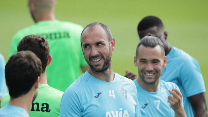 Iván Ramis durante el entrenamiento del Eibar que ha tenido lugar esta mañana (foto vía Twitter @SDEibar).