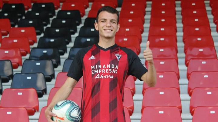 Iñigo Vicente: "Necesitaba dar un salto de categoría y mejorar"
