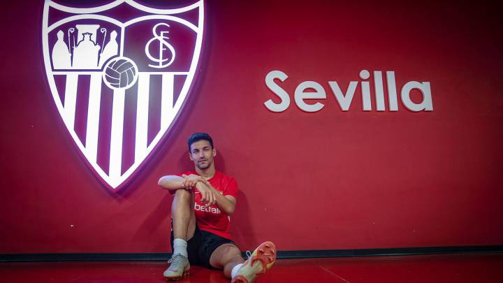 Jesús Navas, ante el Espanyol 5.747 días después de su debut