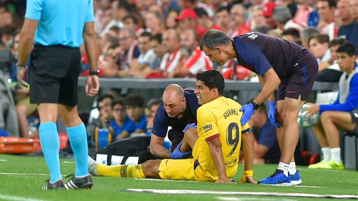 Luis Suárez off injured against Athletic