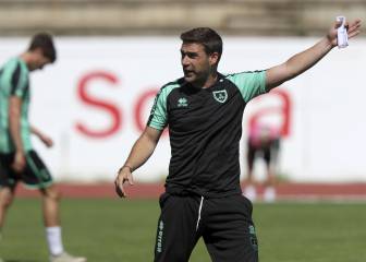 Carrión inicia su etapa ante un Alcorcón renovado