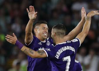 Óscar Plano castiga a un Betis al que le fue todo a contrapié