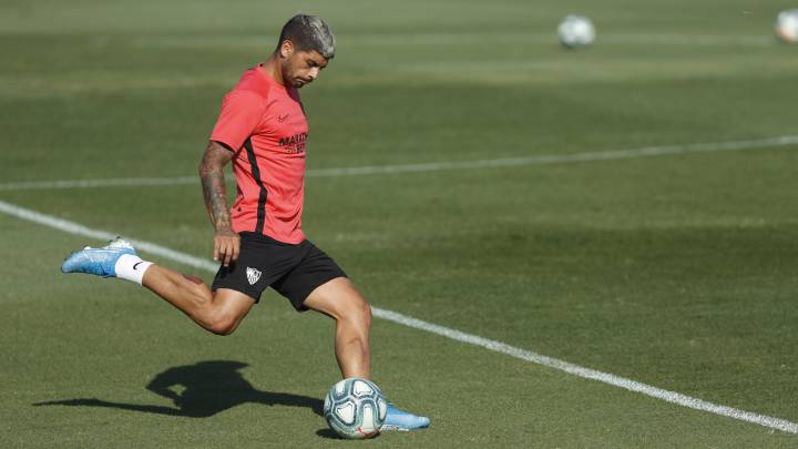 Banega busca su sitio en el renovado puzle de Lopetegui