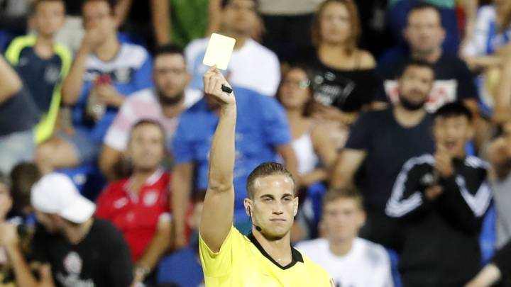 La Bundesliga sancionará a los técnicos con un partido de sanción cada cuatro tarjetas