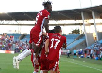 El Almería acelera para ultimar su plantilla