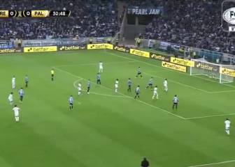 ¡Bombazo de Scarpa ante Gremio! Espectacular tiro libre para adelantar a Palmeiras
