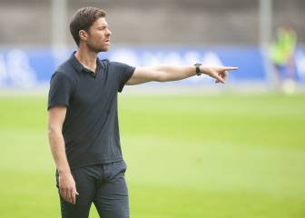 Expectación en Donostia por el estreno de Xabi Alonso