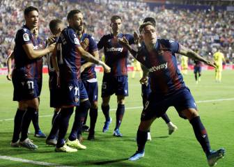 El Levante remonta al Villarreal entre un frenesí de penaltis