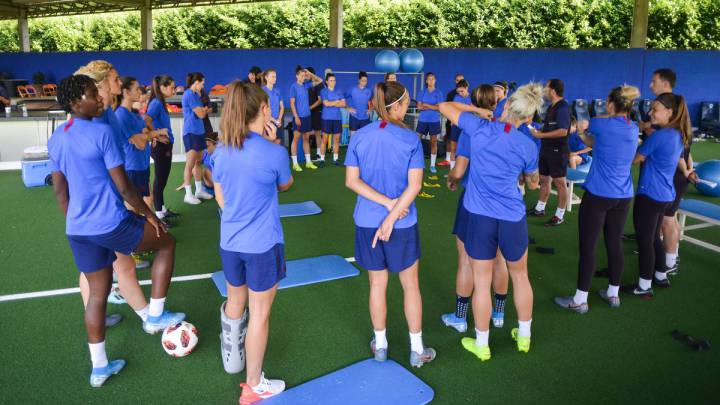 Barcelona: 14 jugadoras se van con sus selecciones