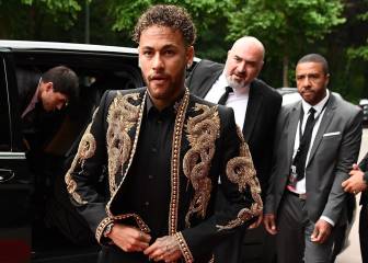 Neymar manda señales desde casa