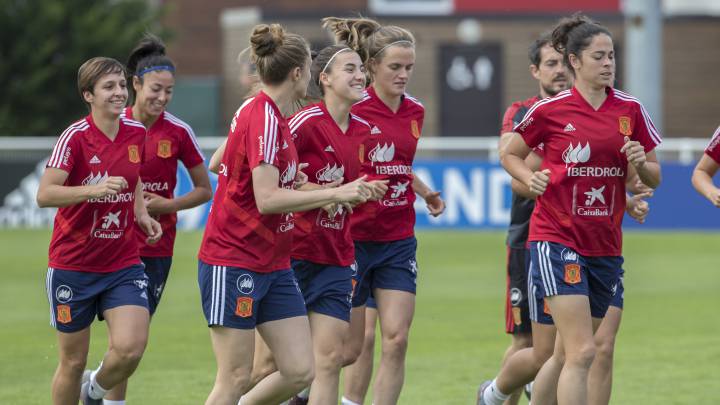 España ya trabaja a la espera de de Celia Jiménez y Eva Navarro