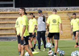 Mel llama a Fernández, goleador de Las Palmas Atlético