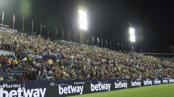 El Ciutat, a la altura de los grandes estadios de España