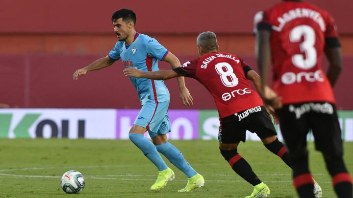 Sergio Álvarez durante el Mallorca - Eibar de la primera jornada de liga disputado en Son Moix.