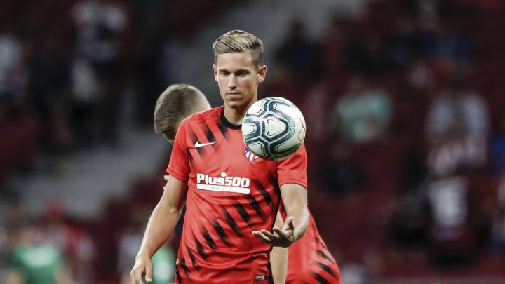 Marcos Llorente y Vitolo se cuelan en el once del Atlético.