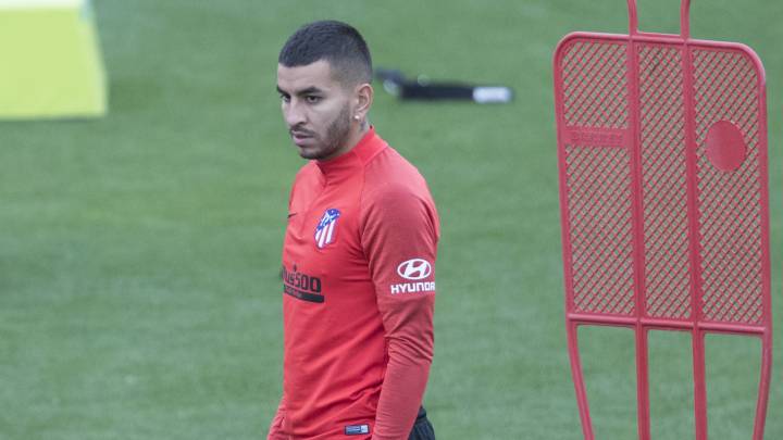 Maldini no descarta el fichaje de Correa por el Milán.