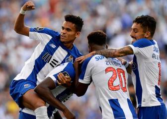 Marega y Marcano mantienen al Oporto en la estela del Familicão