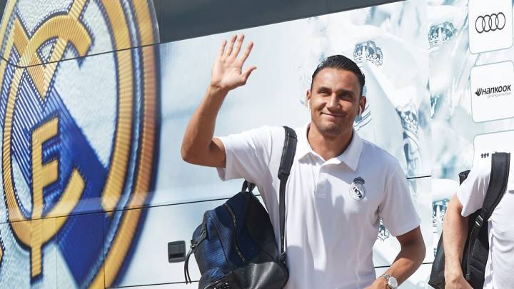 Keylor Navas bids Madrid adiós and takes private plane to Paris