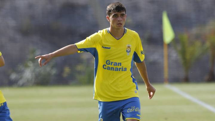 Pedri es del Barça por 5M€; jugará cedido en Las Palmas