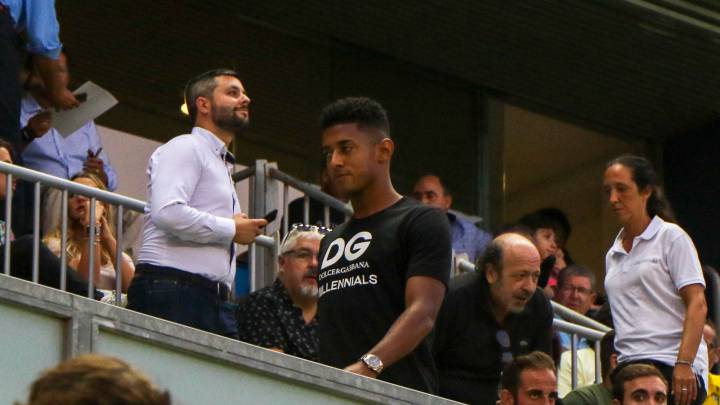 Choco Lozano, durante el partido del Cádiz ante el Extremadura.