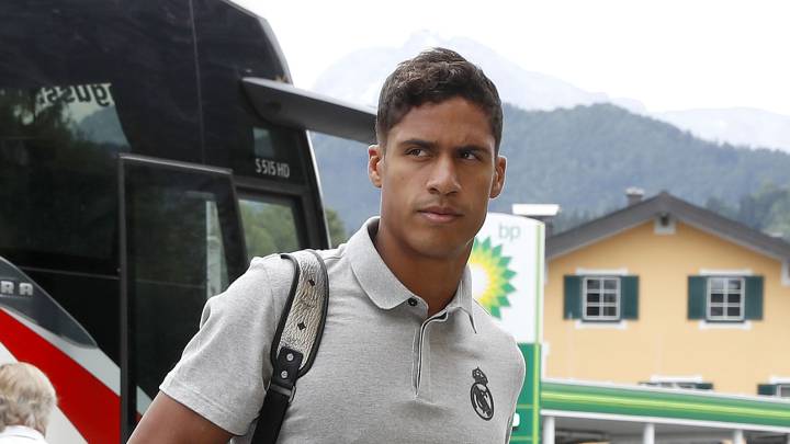 Varane, con un problema bucal