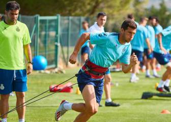 Javi López lleva nueve años triturando laterales