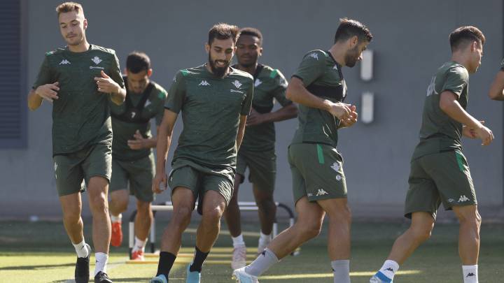 Loren y Borja Iglesias reabren
el puzle de Rubi en el ataque