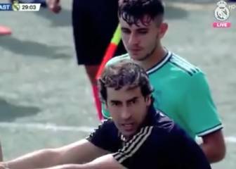 Indignado: Raúl desató su ira con sus jugadores en pleno partido