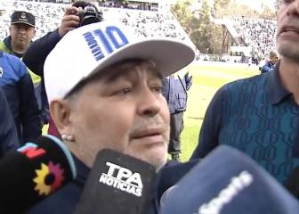 Maradona rompió a llorar y señaló a los dos culpables de su veto en el fútbol argentino