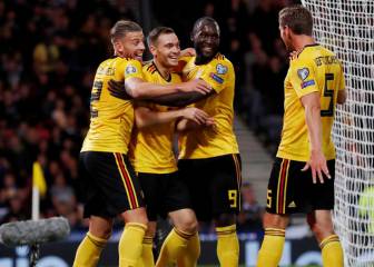 Bélgica acaricia la Eurocopa al ritmo que marcó De Bruyne