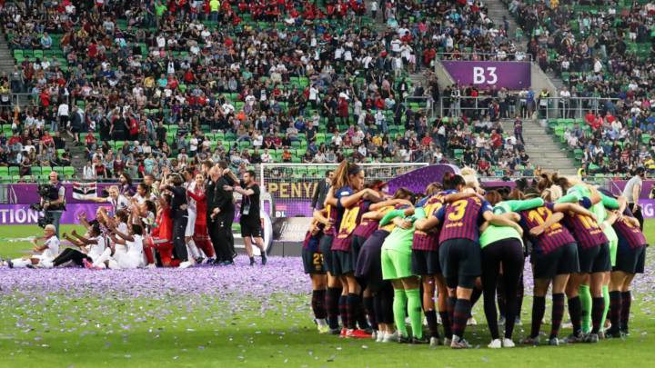 Las jugadoras del Barça tras la final de Champions