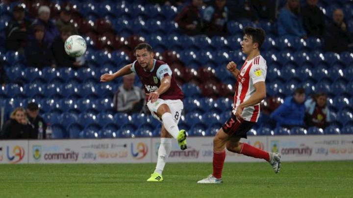 Foto vía www.burnleyfootballclub.com.