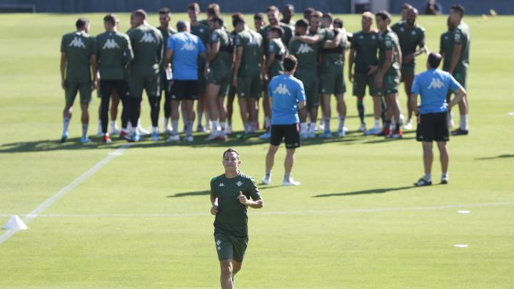 Guardado ya se entrena con el Betis tras su permiso de paternidad