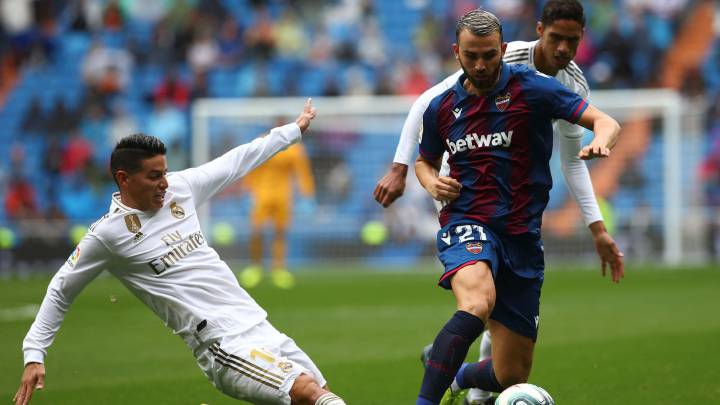 Iturralde: "El gol es válido, Morales no interfiere en la vista de un contrario o del juego"