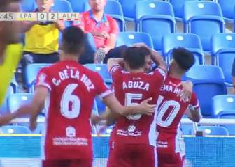 El Almería golea en Las Palmas