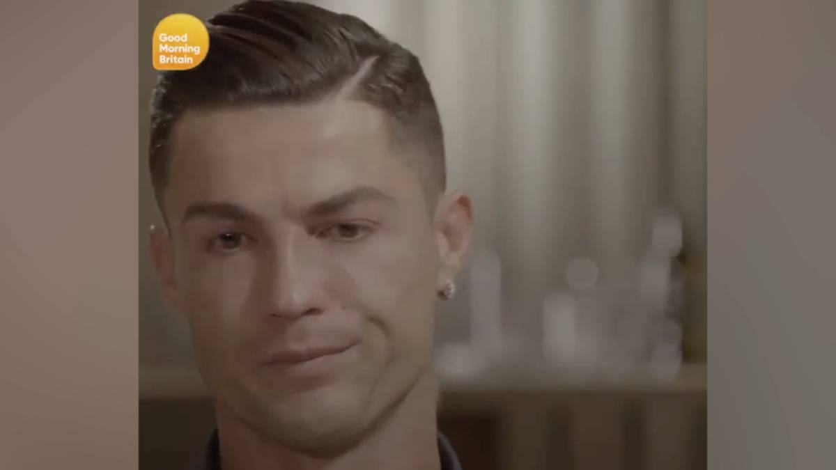 Cristiano rompe a llorar en plena entrevista al ver un vídeo de su