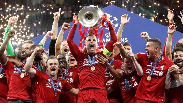 El Liverpool levantó el trofeo de la Champions la temporada pasada.