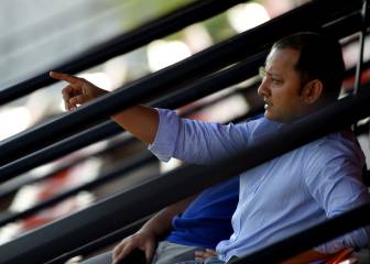 Valencia president meets players over media silence