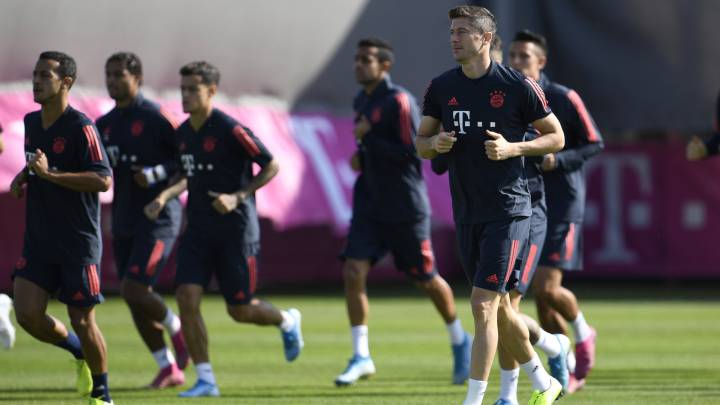 Lewandowski se entrena con el Bayern.