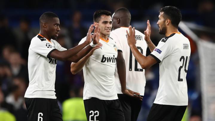 Kondogbia, Maxi Gómez, Diakhaby y Garay.