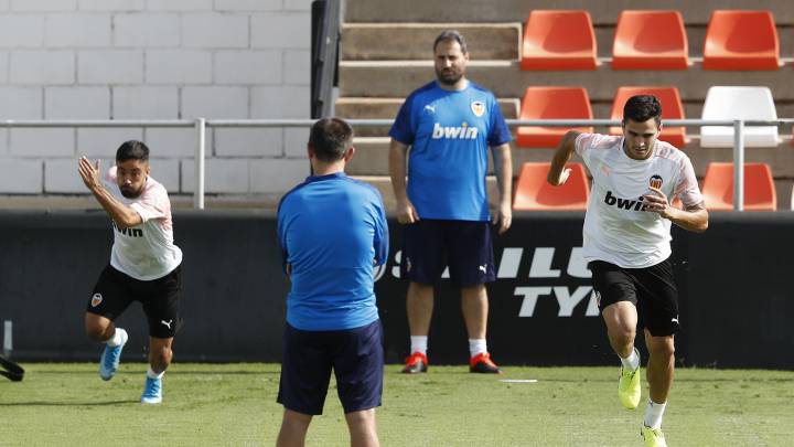 Valencia: fichajes a escena ante la maratón de partidos