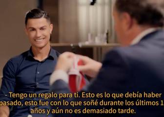 Cristiano y el club al que pudo ir en 2003: posa con su camiseta y deja un mensaje final críptico