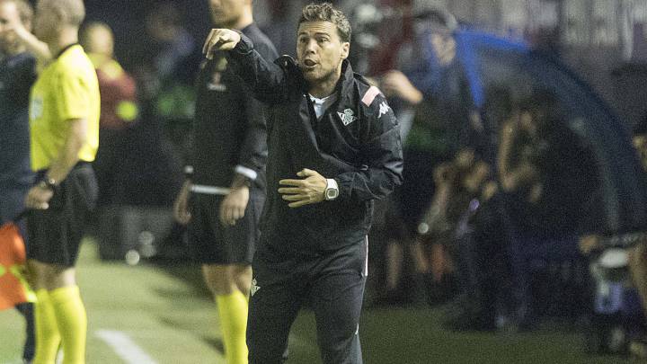 Rubi ya acapara las dudas en un Betis al ralentí